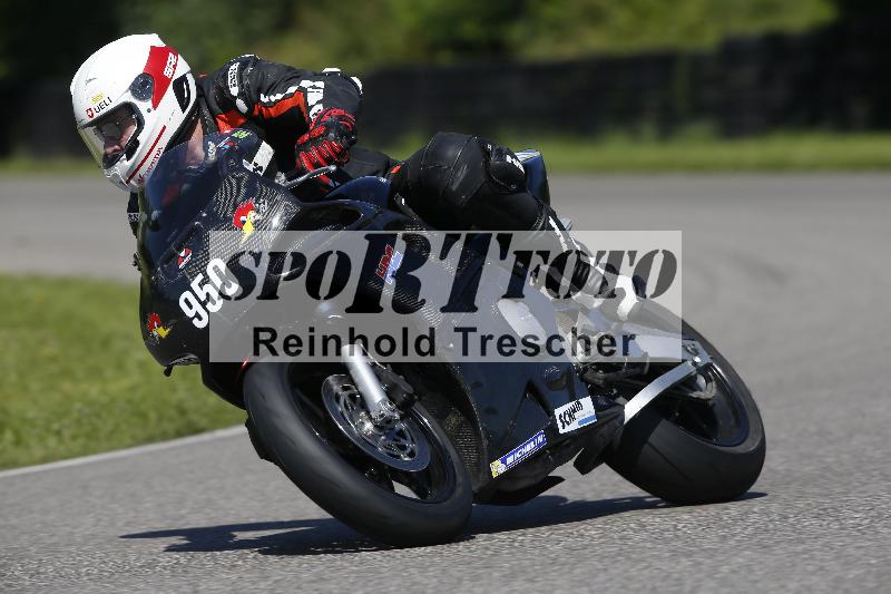 /Archiv-2024/29 12.06.2024 MOTO.CH Track Day ADR/Gruppe gelb/950